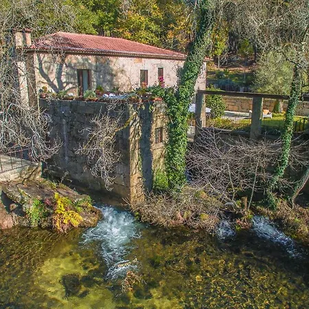 別荘 Azenha Do Trigo Rendufe