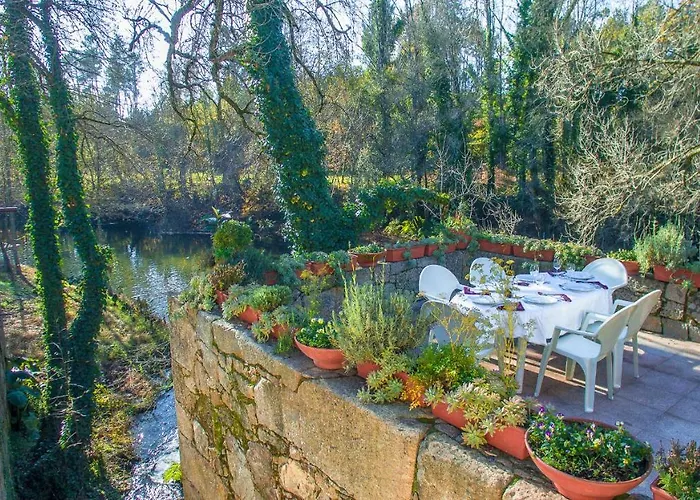 Azenha Do Trigo Semesterbostad *